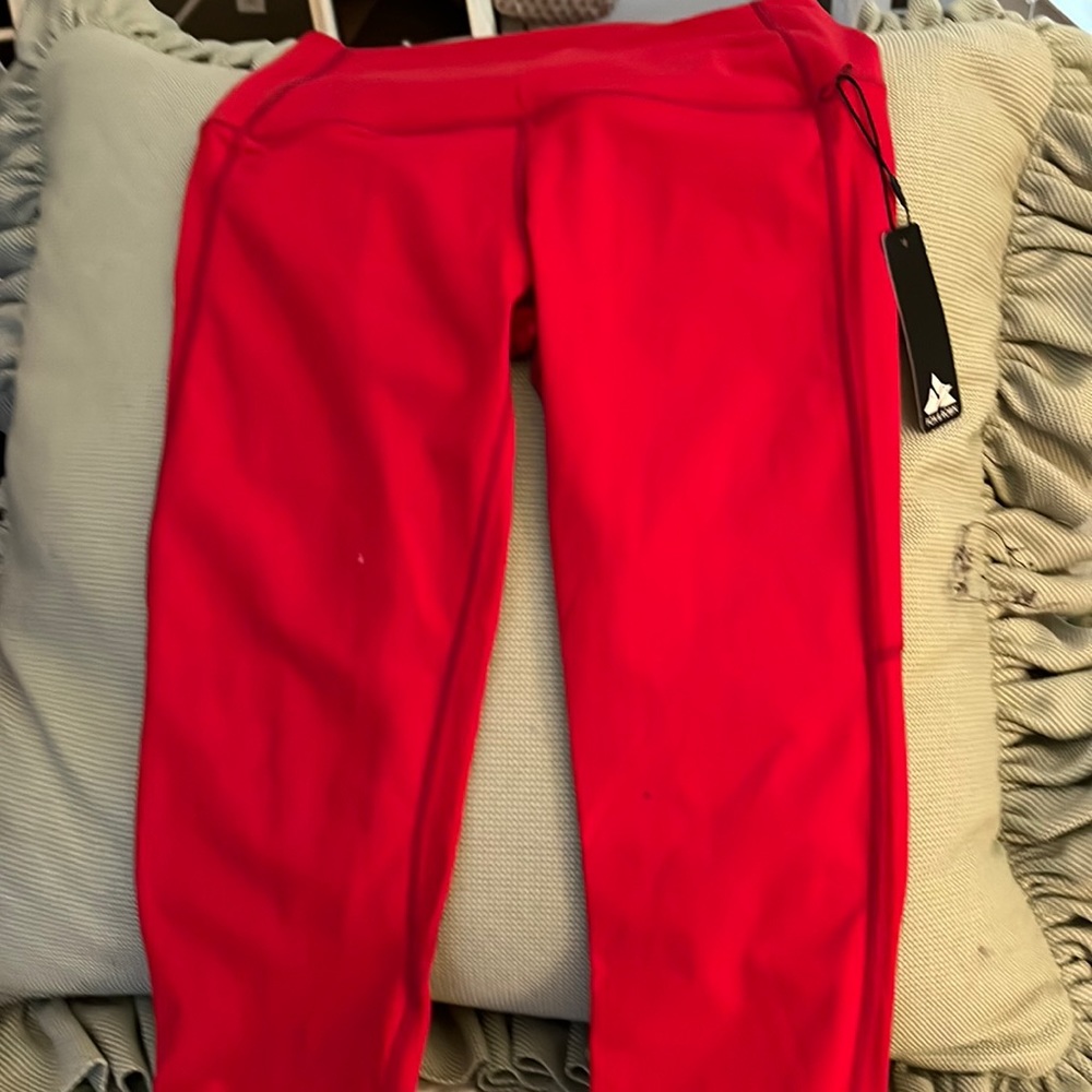 Fox & Robin low impact Leggings, red, size large.